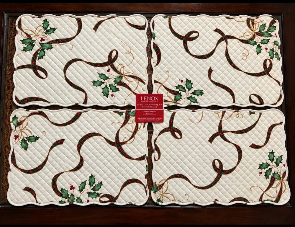 Lenox Holiday Nouveau Quilt Reversible Placemat Christmas Holly Red Green #2